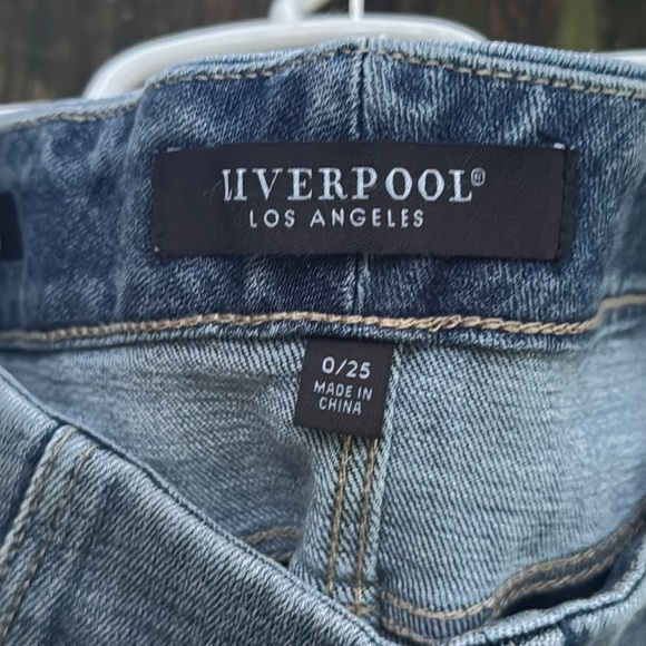 Liverpool cat eye pull-on skirt, NWT, size 0 - Picture 9 of 10